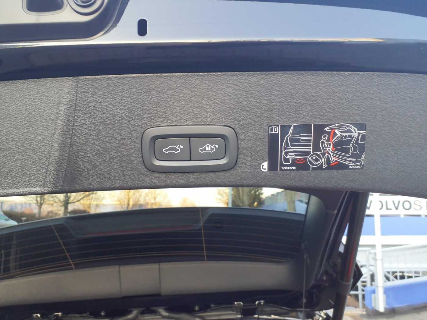 Volvo  T5 Inscription Expression Plug-In Hybrid